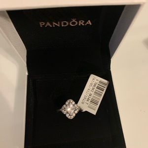 Pandora Ring